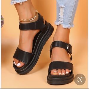 Steve Madden Black Platform Sandals